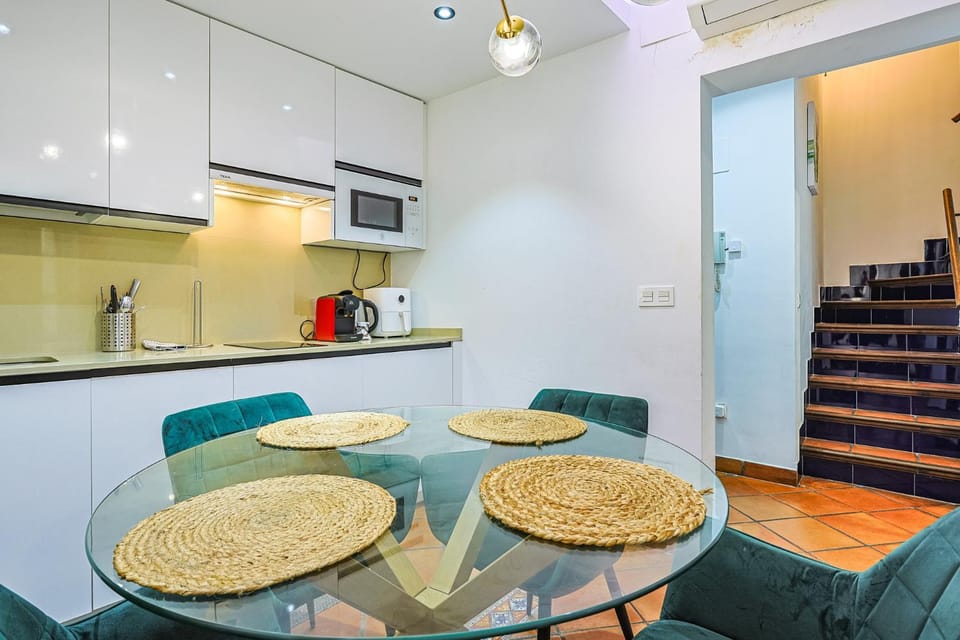 Las Setas Boutique - Vacacional Sevilla Apartment in Seville