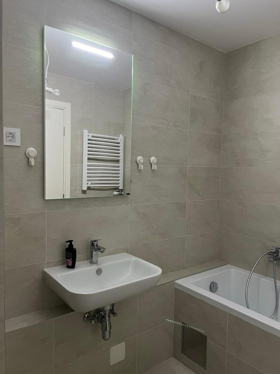 Bathroom, Bath