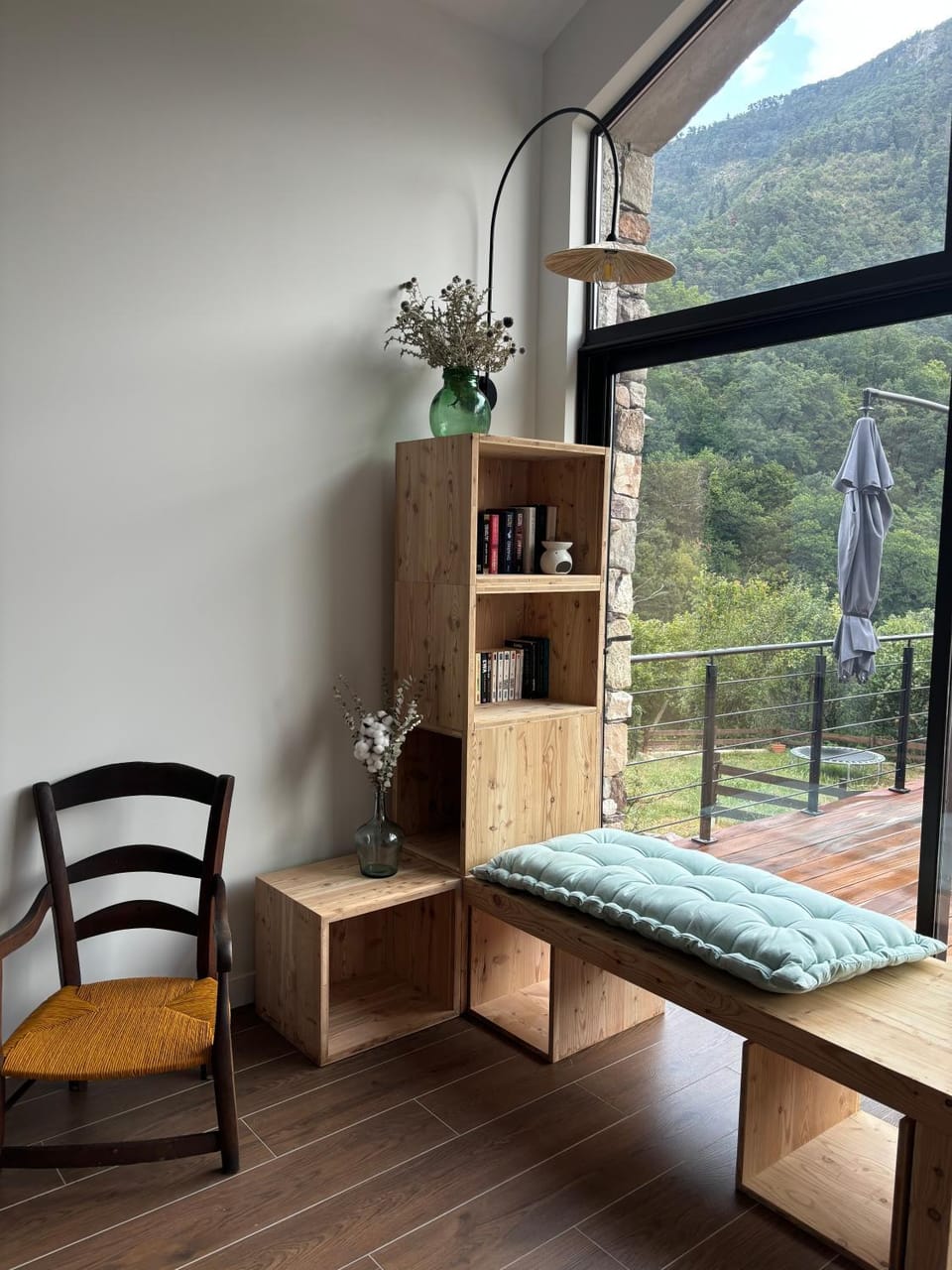 Property building, Living room