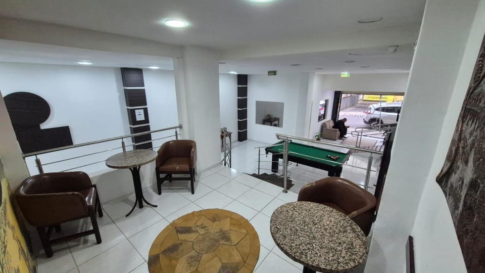 Hotel Manoá Poa - Ambiente acolhedor e humanizado, seu refúgio estratégico no centro de Poa, próx a UFRGS, rodoviária e a Santa Casa Hotel in Porto Alegre