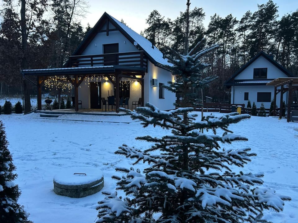 Property building, Winter