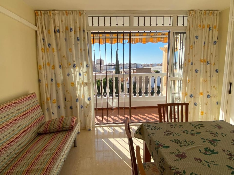 View (from property/room), Balcony/Terrace, Living room, Seating area