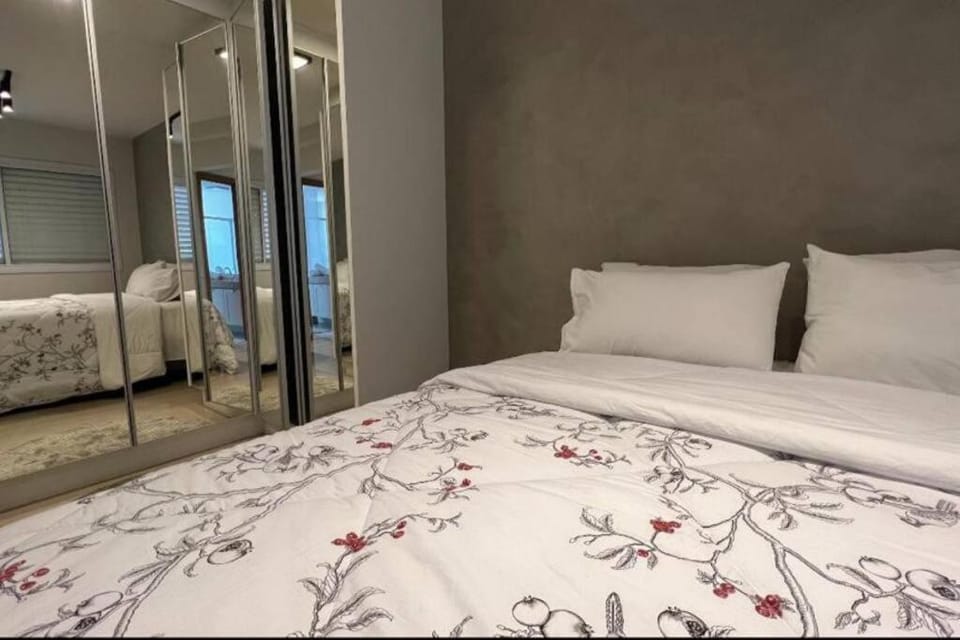 luxuoso apt 3Q prox ao parque vaca brava Apartment in Goiania