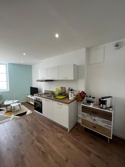 La maison castelpontine studio 2 Apartment in Auvergne-Rhône-Alpes