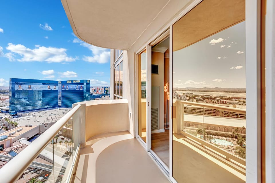 Day, Balcony/Terrace