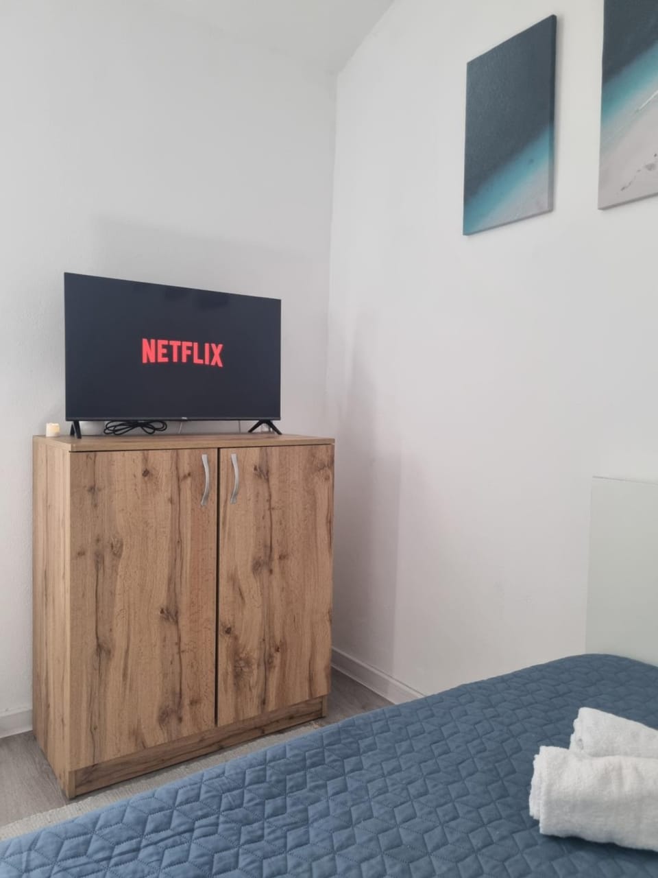 TV and multimedia, Bedroom, wardrobe