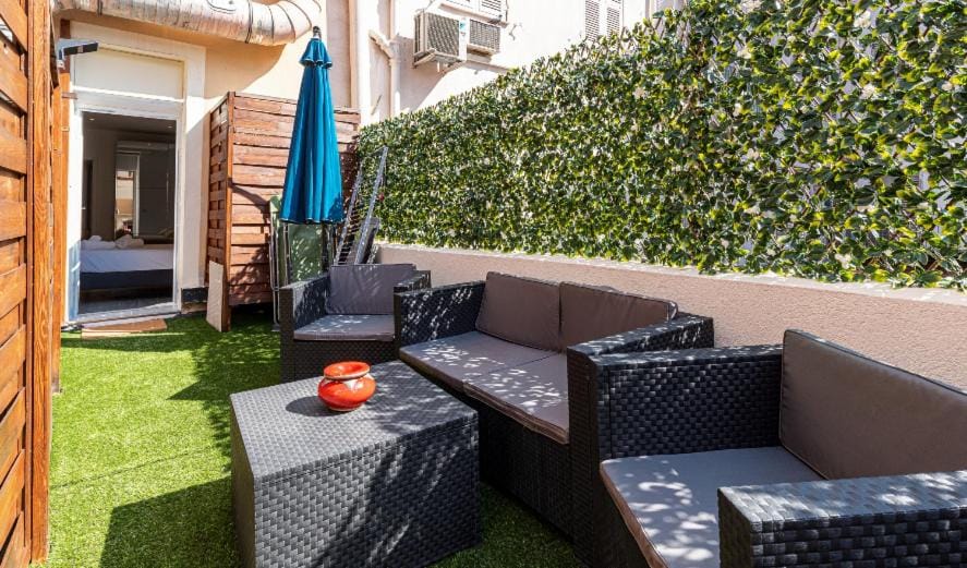 Balcony/Terrace, Balcony/Terrace