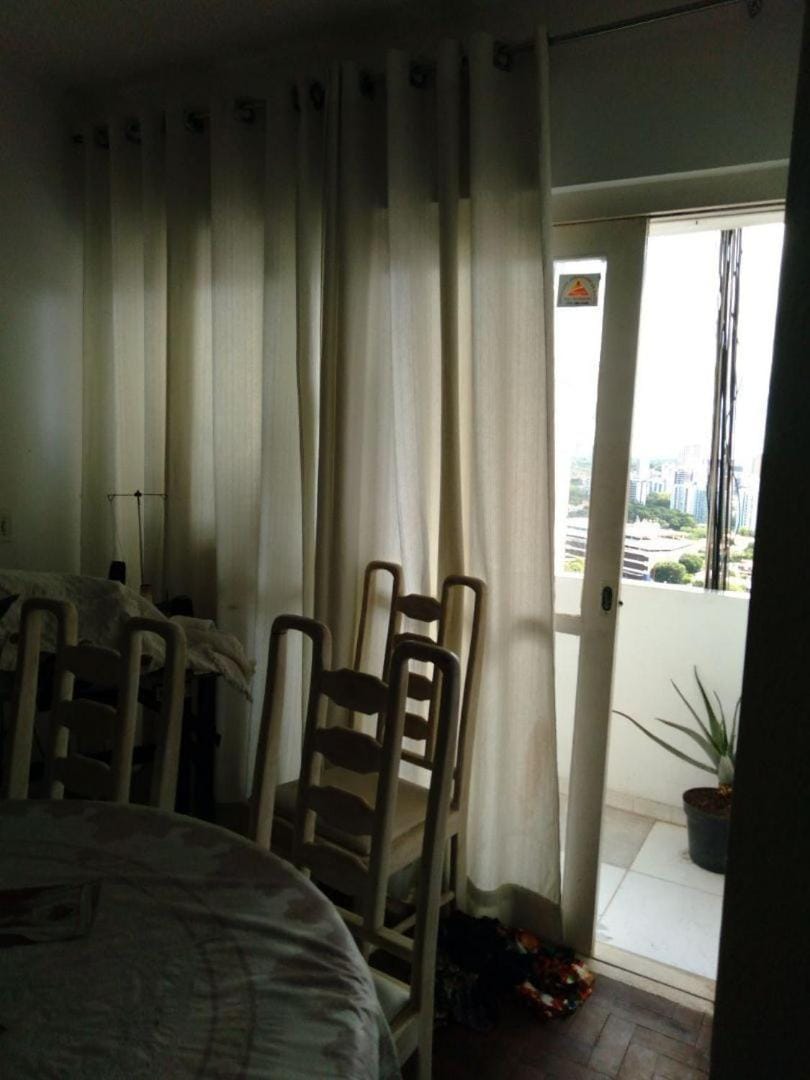 Bed, Living room