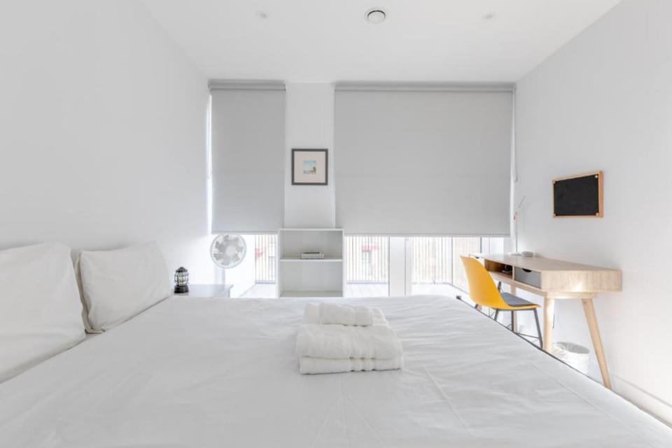 Stylish 2BD Oasis wBalcony South East London! Apartment in London Borough of Southwark