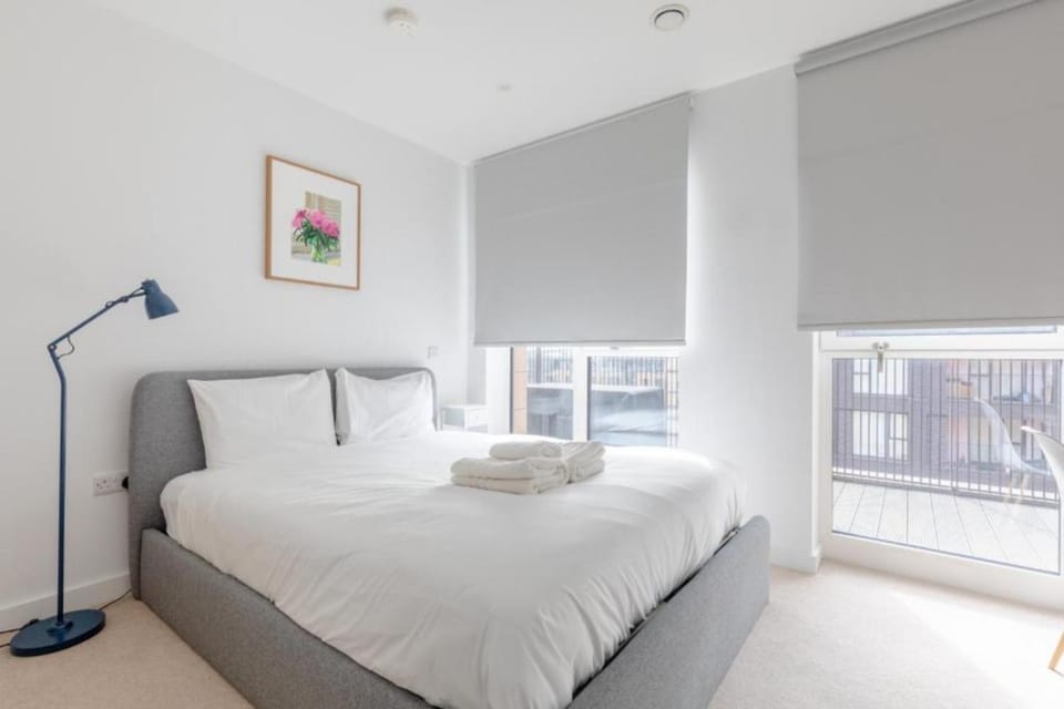 Stylish 2BD Oasis wBalcony South East London! Apartment in London Borough of Southwark