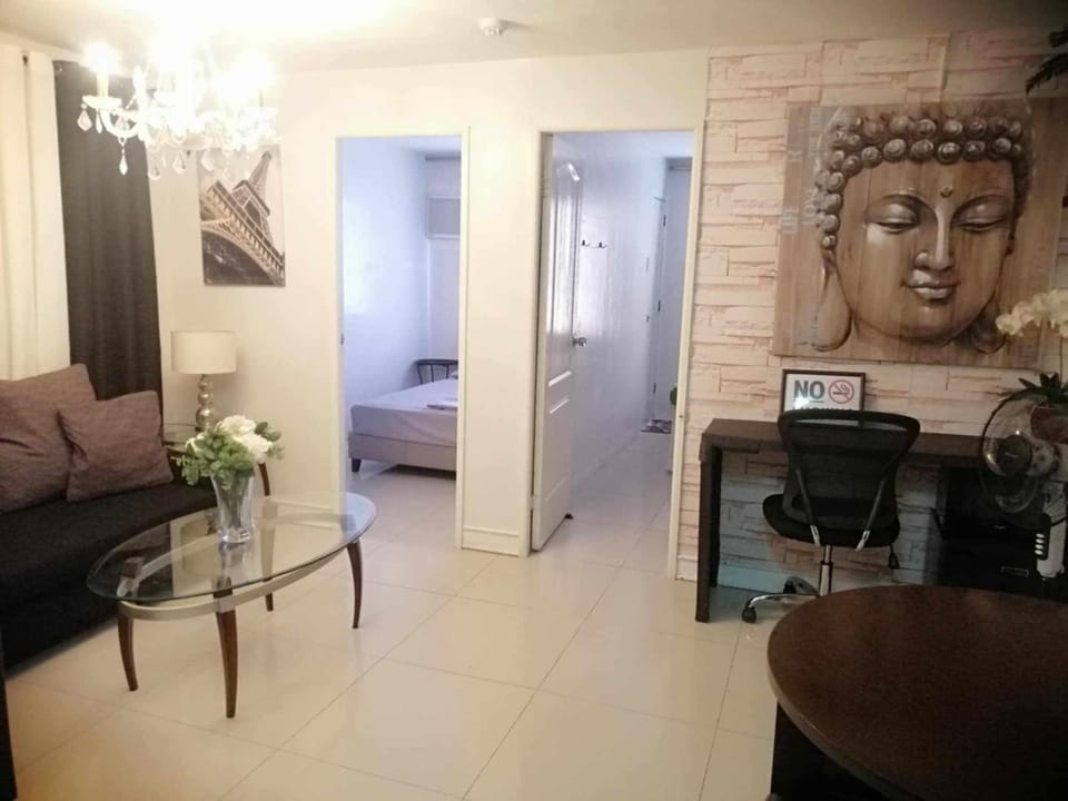 Romantic 2BR Condo unit with free WiFi Apartment in Bacoor