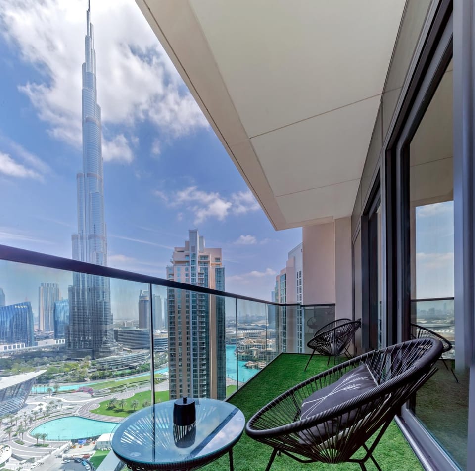Natural landscape, View (from property/room), Balcony/Terrace, Balcony/Terrace, City view