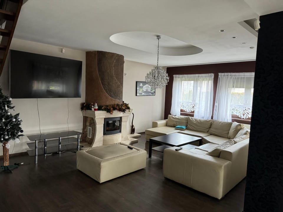 Dom Krotoszyce Apartment in Lower Silesian Voivodeship