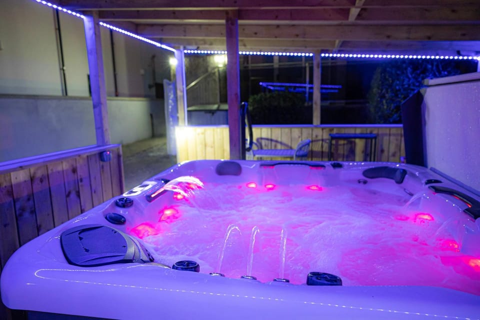 Hot Tub