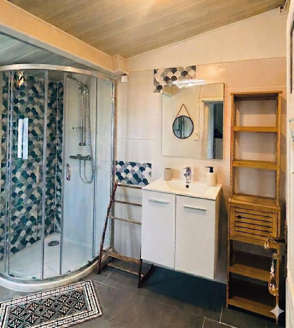 Résidence G25-pleumeur Bodou - Maison avec jardin à 800 m de la plage de Landrellec MAE-3724 Apartment in Trégastel