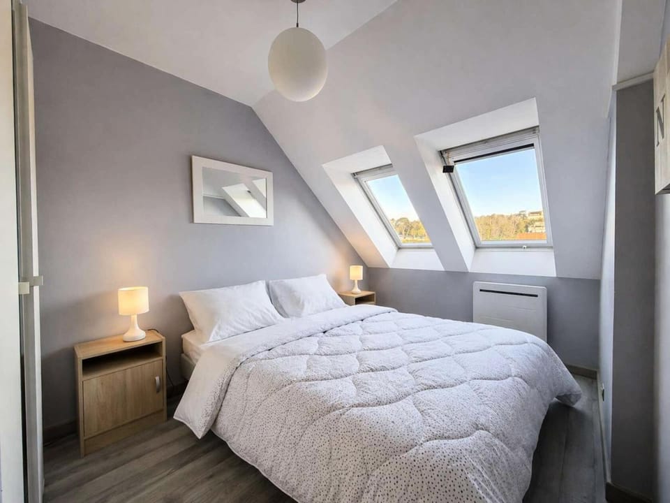 Résidence Le Casino - Appartement devant la plage vue mer parking privé MAE-6404 Apartment in Perros-Guirec