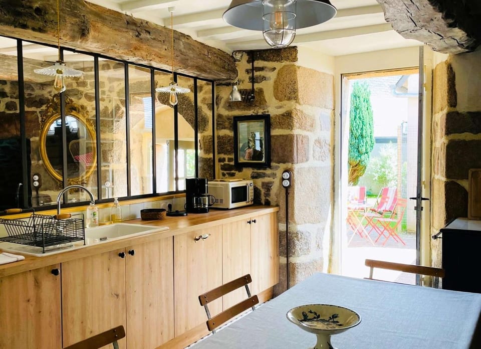 Résidence D02-tregastel - Vacances près de la mer dans une maison médiévale MAE-4284 Apartment in Trégastel