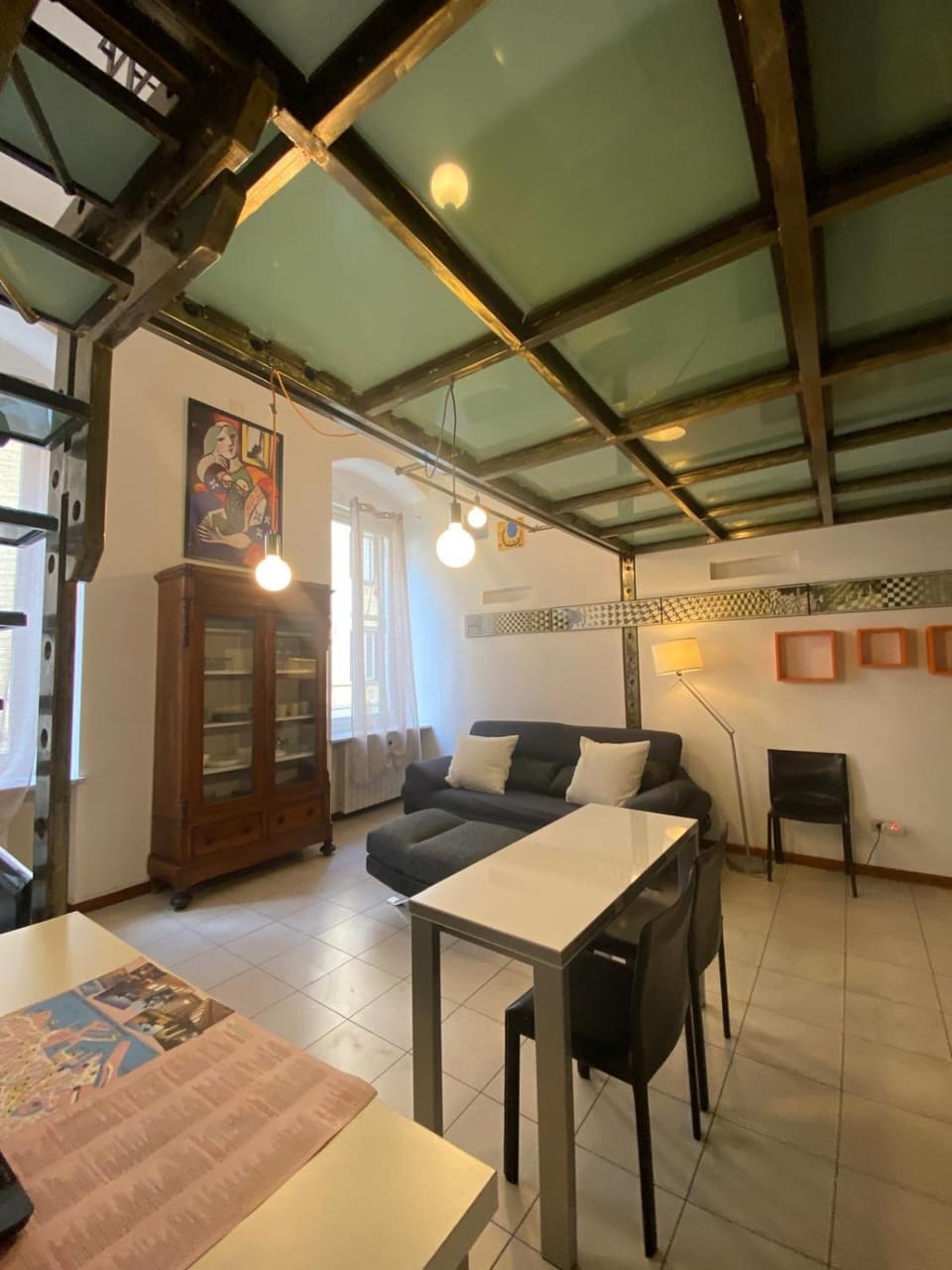 Communal lounge/ TV room