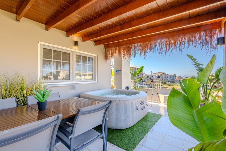 Coral Paradise Luxury Modern Family Villa with Jacuzzi, Pool View & Parking in Rhodes Island House in Kremasti