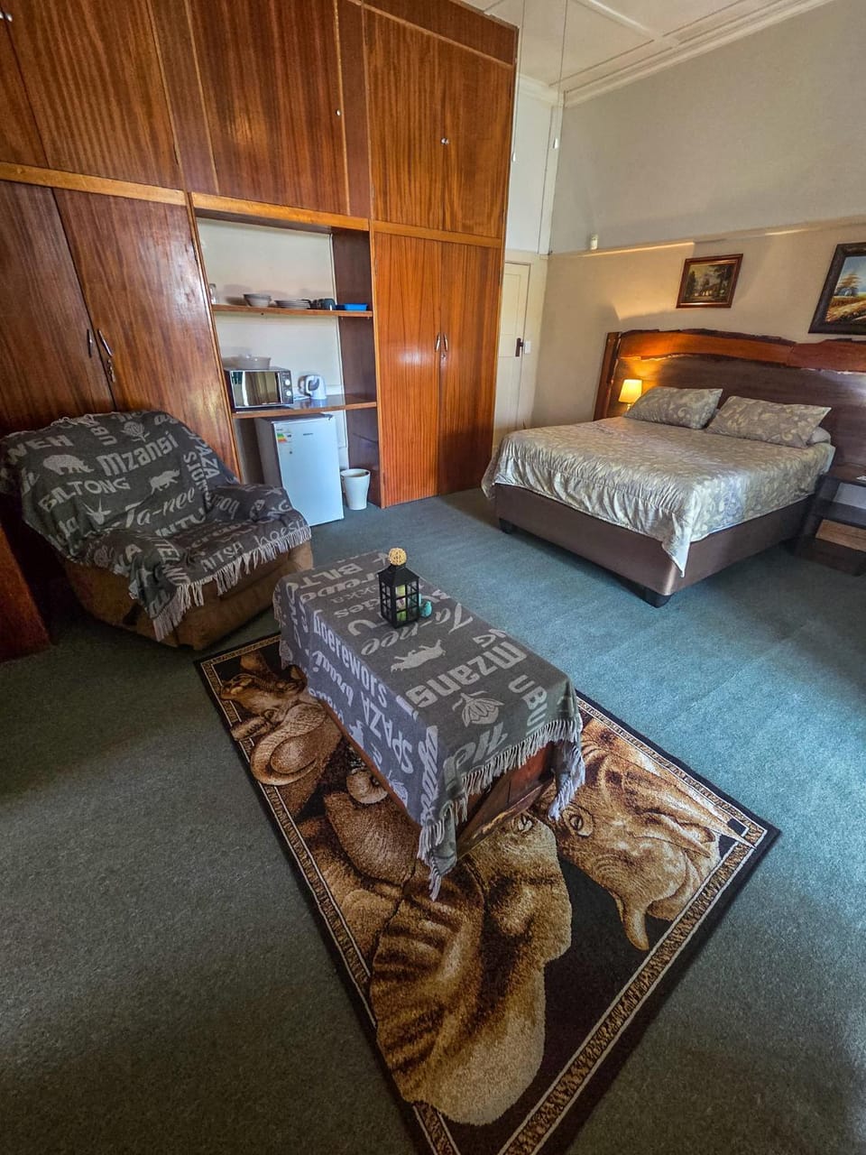 Photo of the whole room