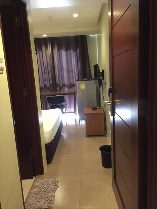 Spacious Studio Apartment B201 Apartment in Makati