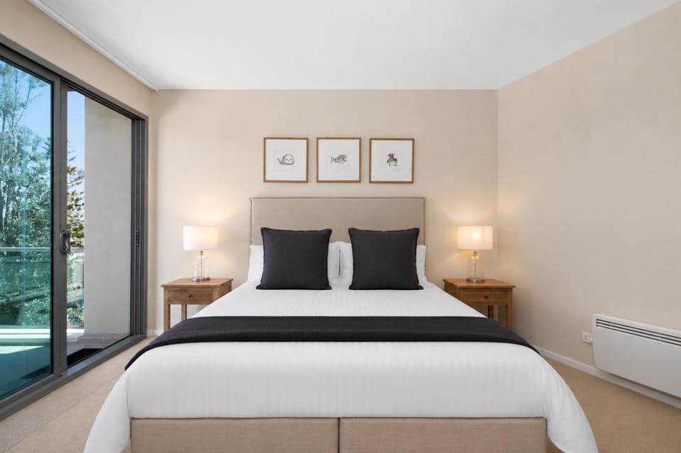 Bed, Balcony/Terrace, Photo of the whole room, Bedroom