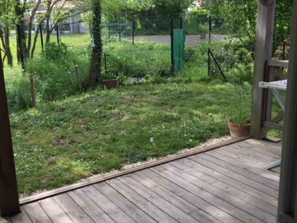 Chalet 2 chambres calme, piscine, proche lac Jaunay - FR-1-783-10 Chalet in Pays de la Loire