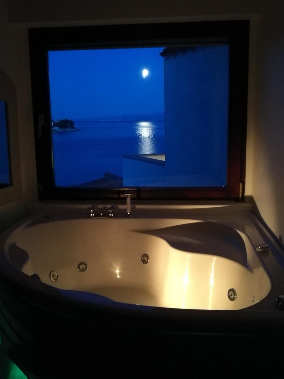 Hot Tub, Bathroom, Bath