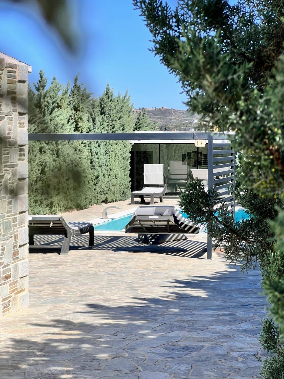 Garden view, Swimming pool, sunbed