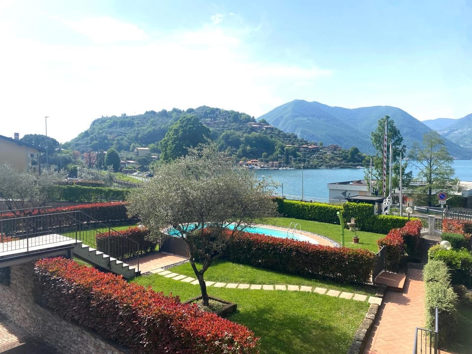 Spring, Natural landscape, Garden, Garden, Garden view, Lake view, Mountain view, Pool view, Swimming pool