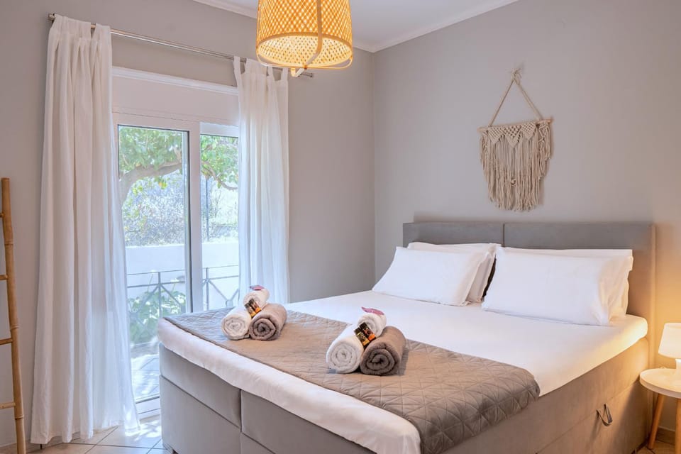 Luxury Garden Villa - Elegant rural retreat, heated pool Villa in Crete