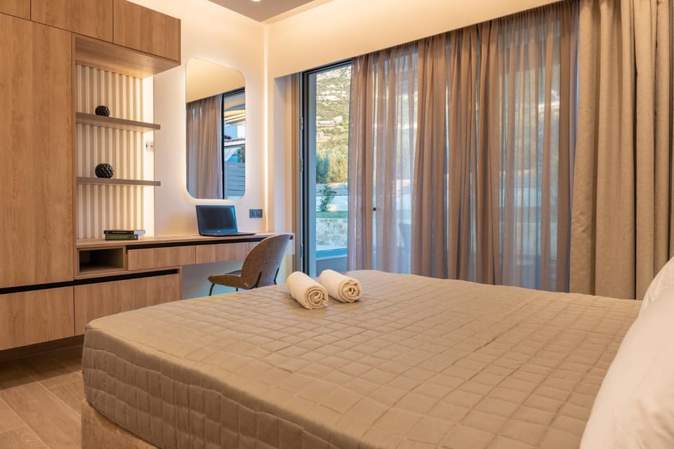 EsthiSea Suites Kalamata Apartment in Messenia