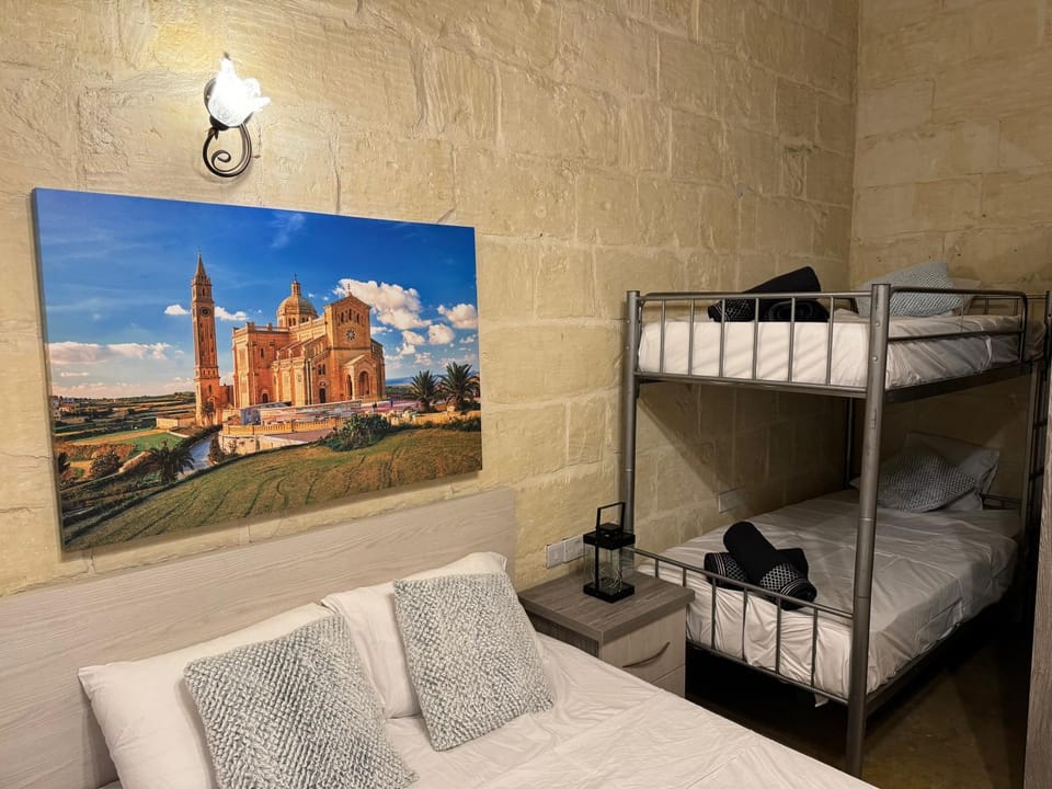 Bed, Bedroom, bunk bed