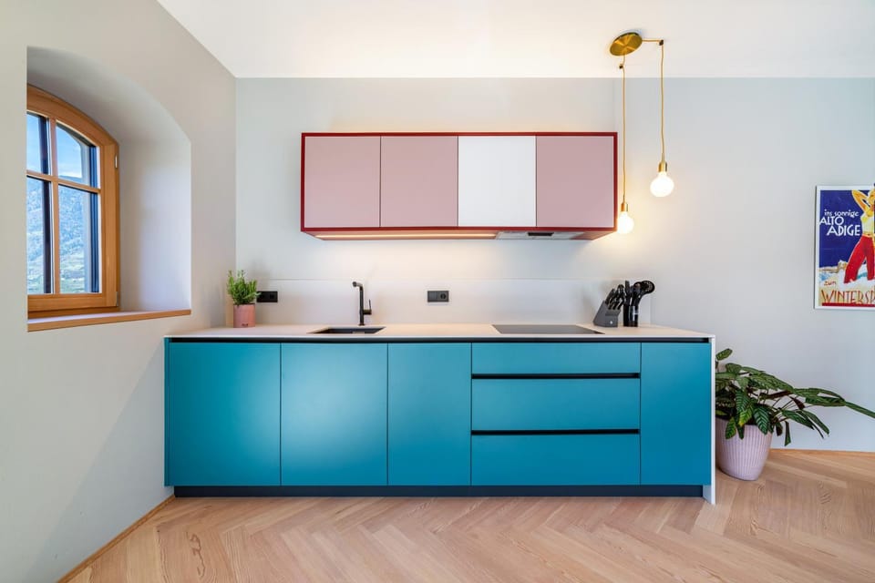 Kitchen or kitchenette, Living room