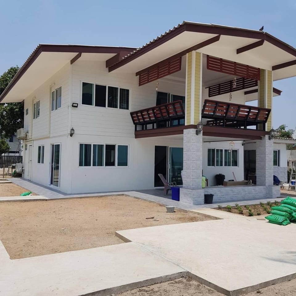 Pinsuk house Huahin บ้านปิ่นสุข หัวหิน ชะอำ House in Thailand
