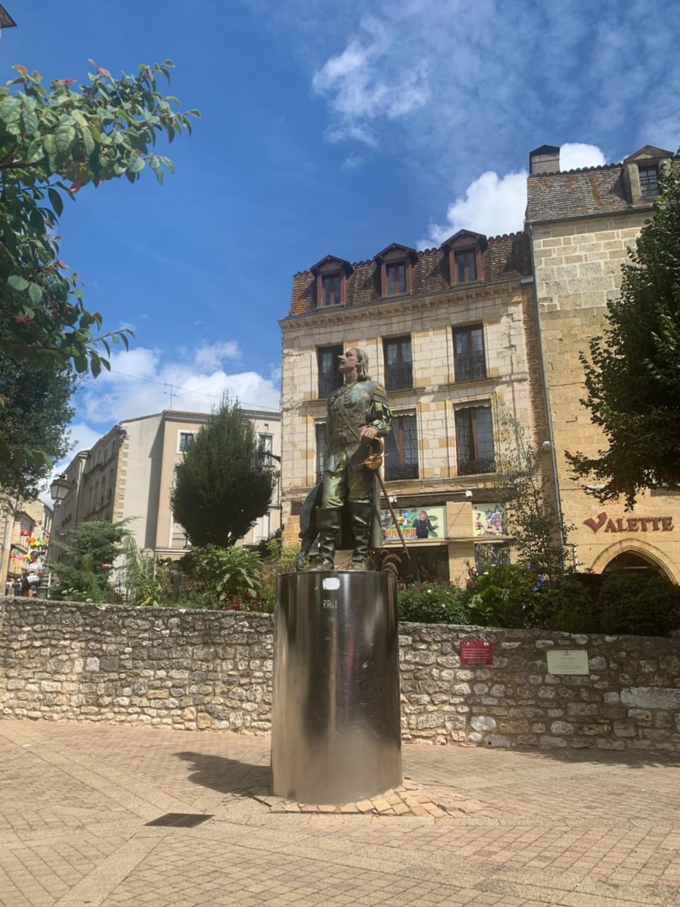 Les murmures du jardin Climatisé Vacation rental in Bergerac