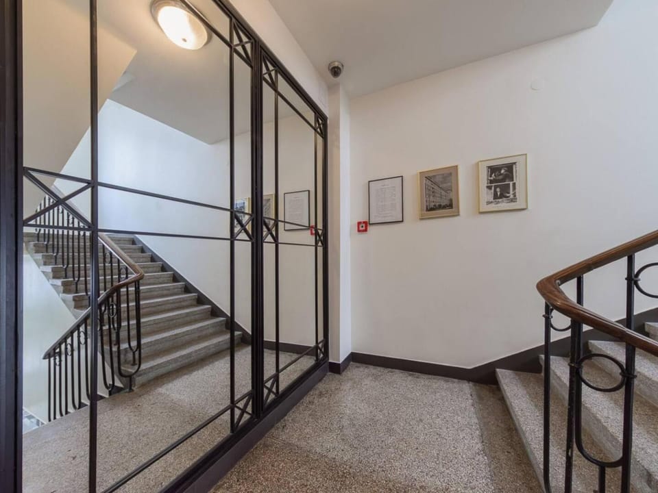 Canary Corner Studio City Centre Apartment in Warsaw