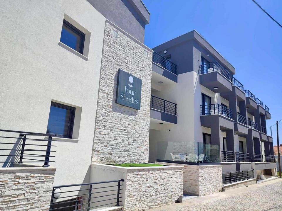 Property building, Day
