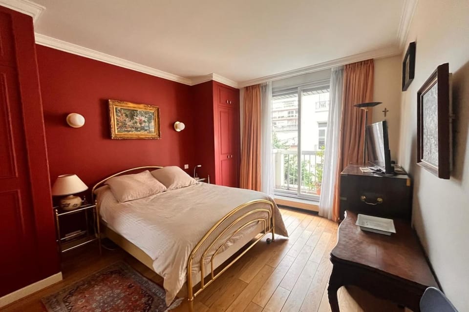 Auteuil 16th Prestigious Apartment with Balcony managed by Mey Agency Apartment in Paris