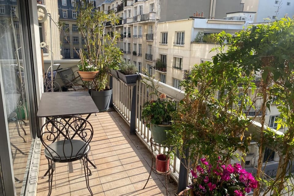 Auteuil 16th Prestigious Apartment with Balcony managed by Mey Agency Apartment in Paris