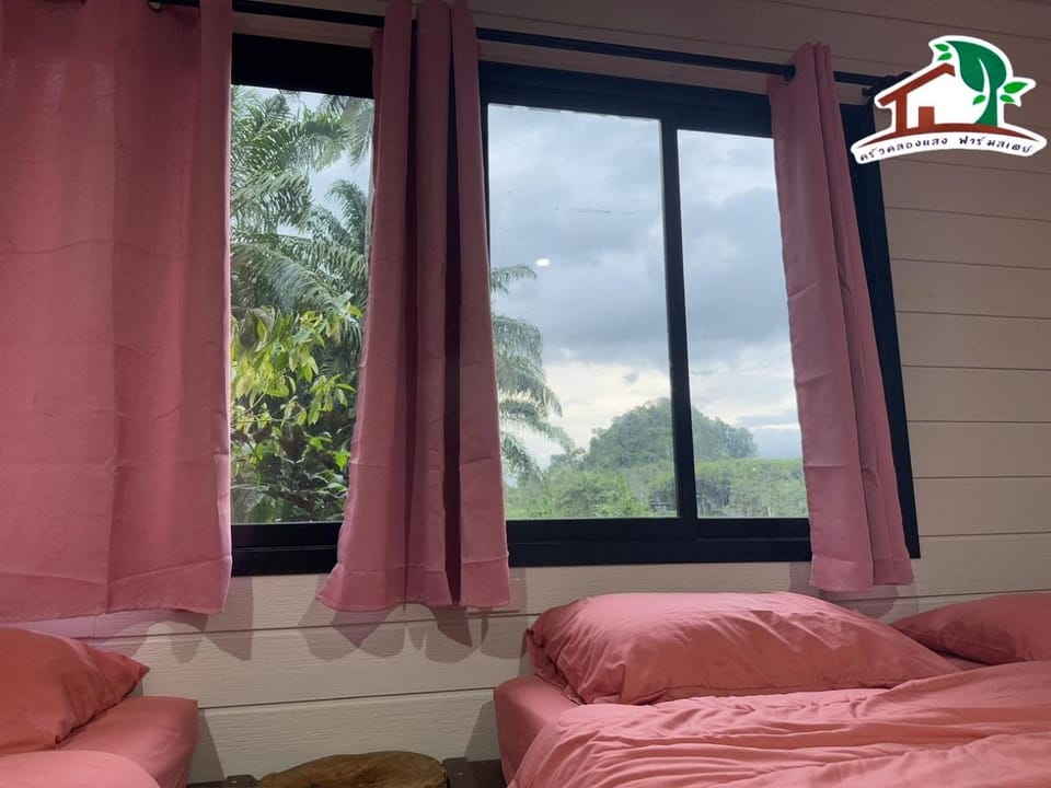 Khlongsaeng farmstay Campground/ 
RV Resort in Surat Thani Changwat