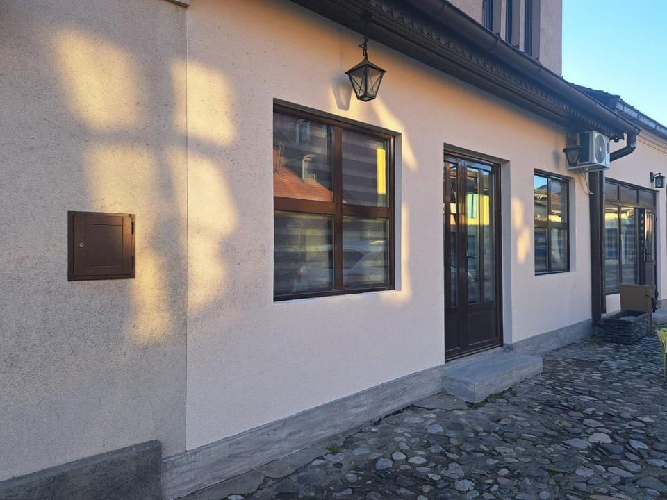 Stefanovic Tesnjar Apartment in Serbia