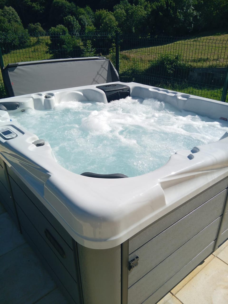 Day, Natural landscape, Hot Tub, Hot Tub