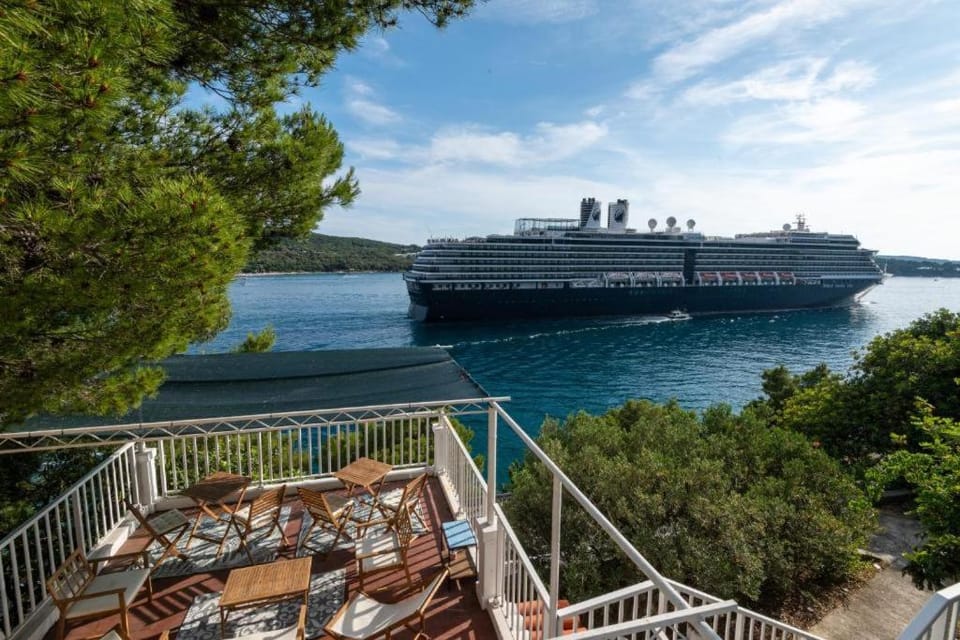 Day, Natural landscape, View (from property/room), Balcony/Terrace, Sea view
