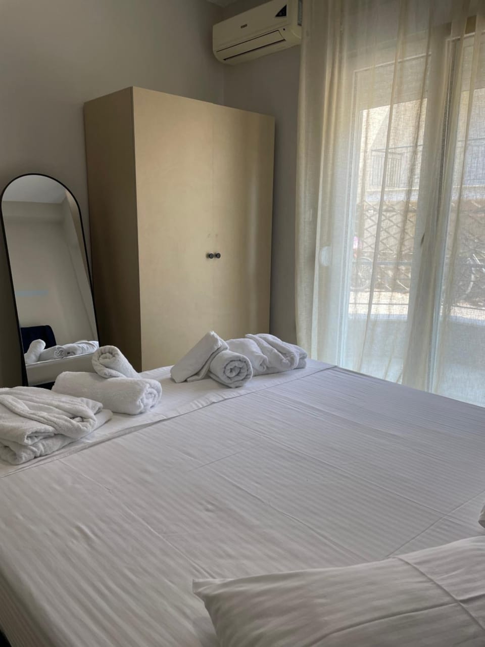 Bed, Photo of the whole room, Bedroom, towels, wardrobe, air conditioner