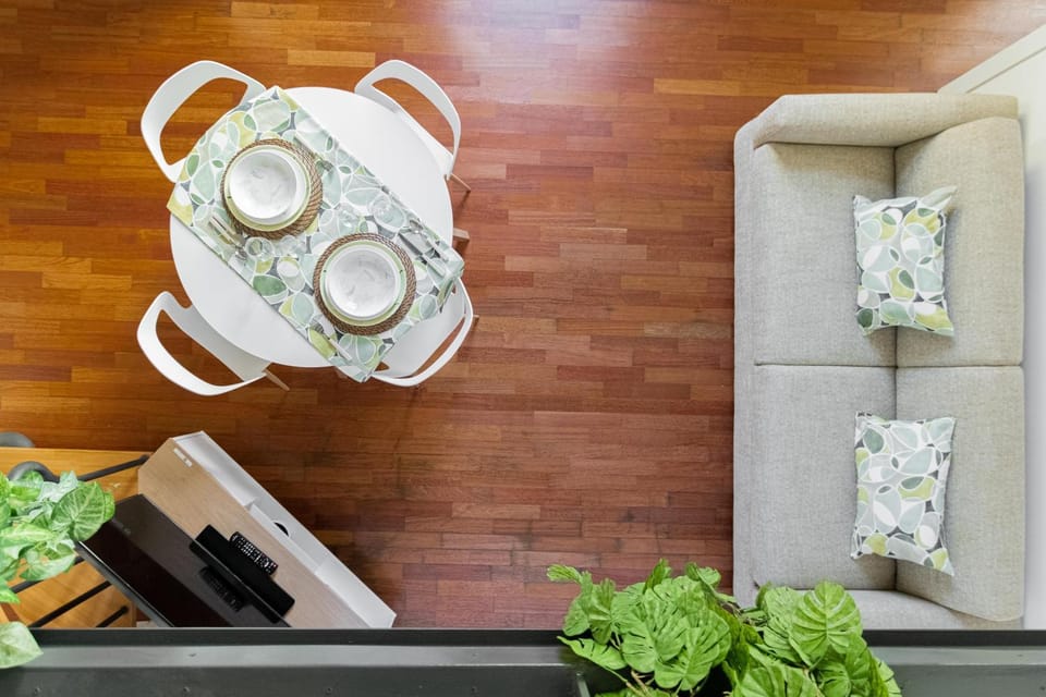 Living room, Seating area, Dining area