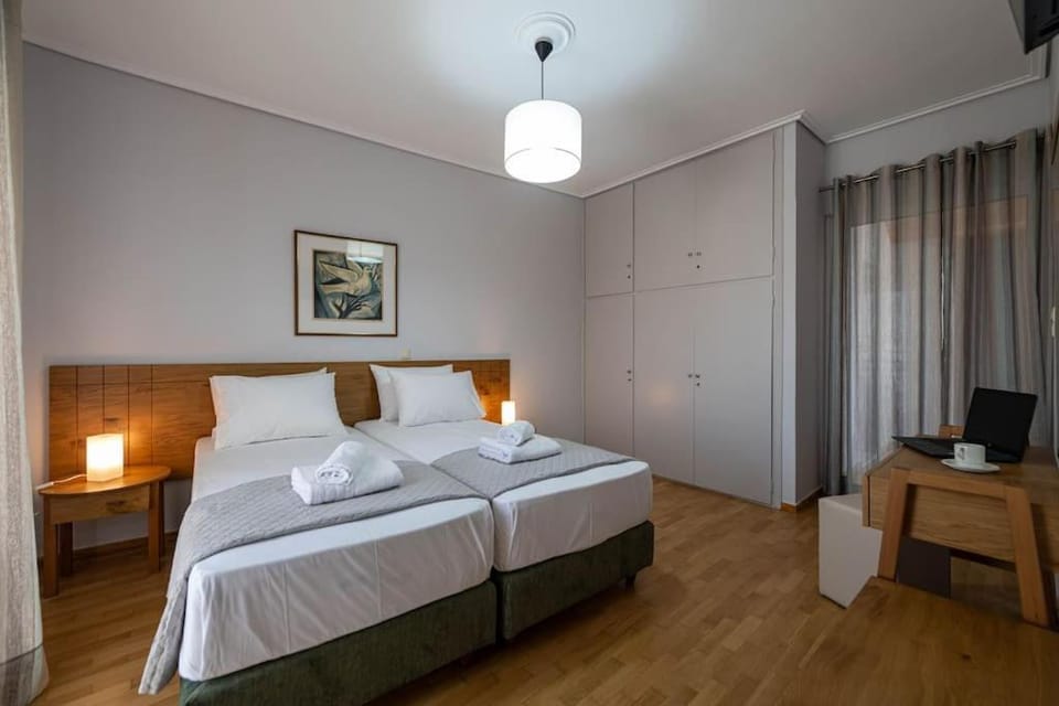 Bed, Photo of the whole room, Bedroom, hair dresser