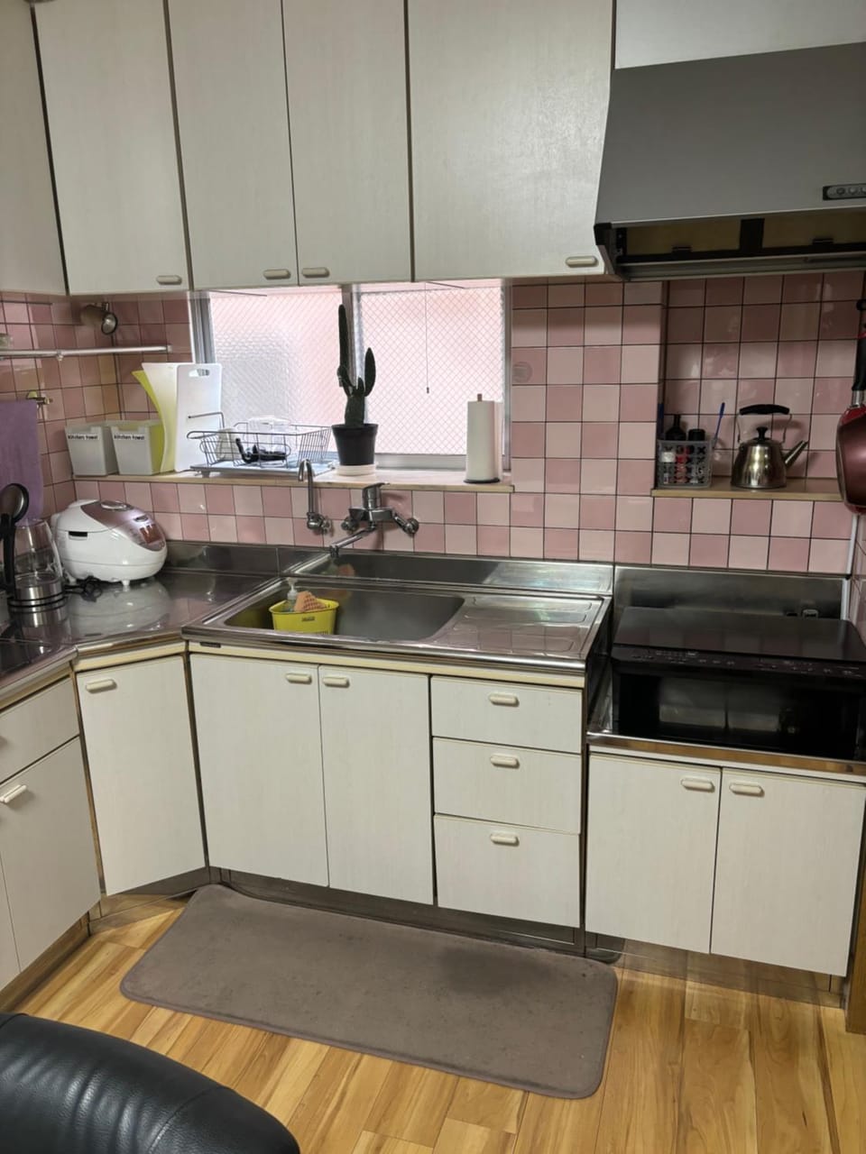 Coffee/tea facilities, Kitchen or kitchenette, minibar, pet friendly