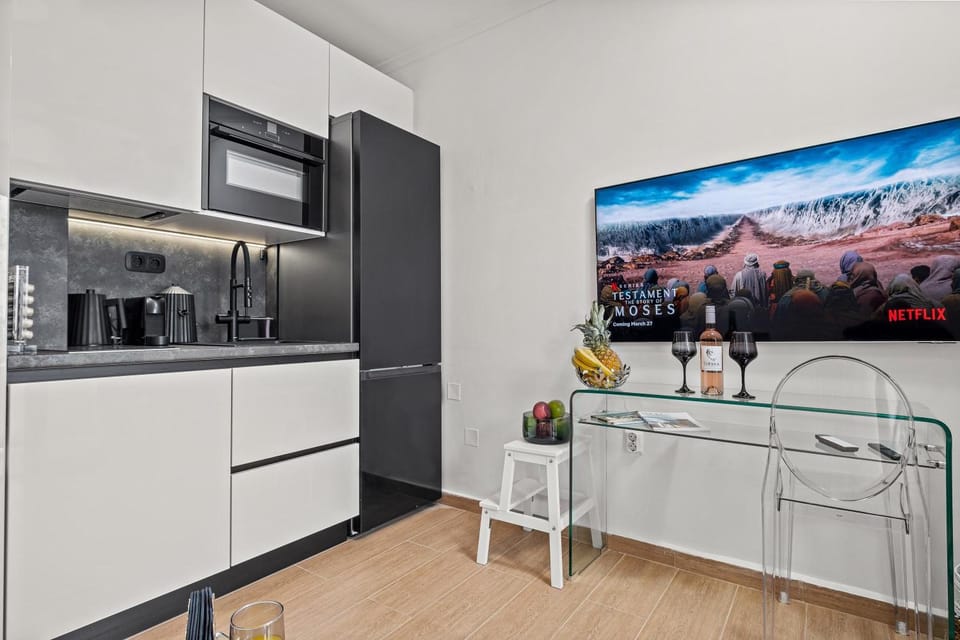 TV and multimedia, Kitchen or kitchenette