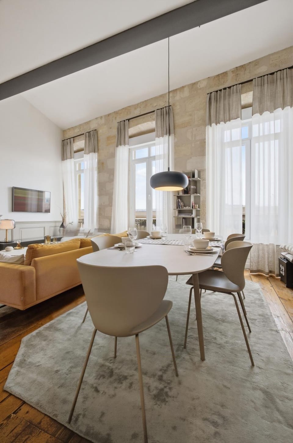 Living room, Dining area, air conditioner